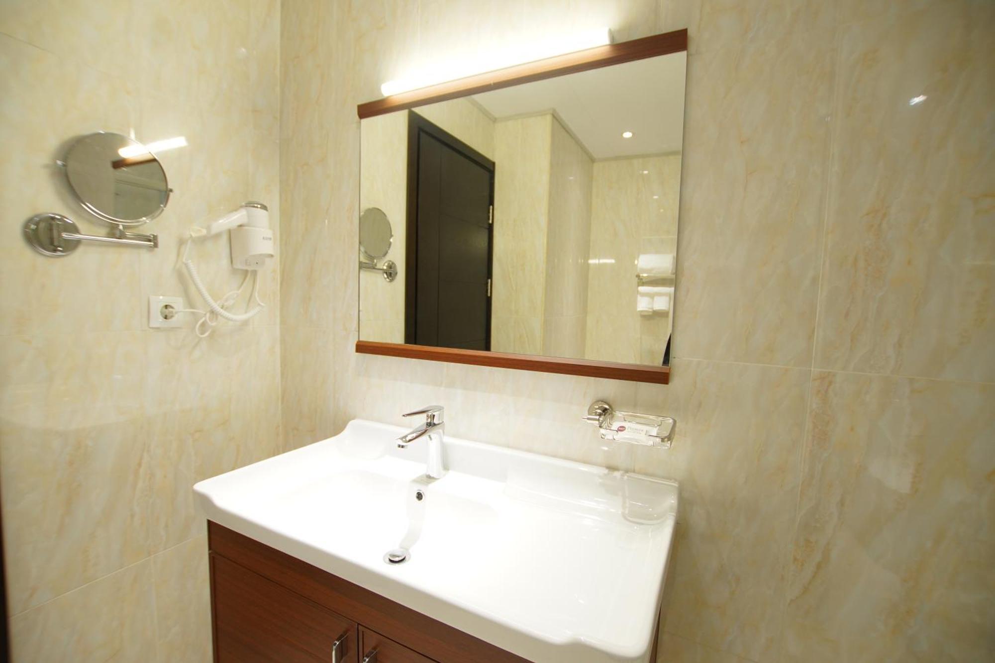 Best Western Premier Dynasty Адис Абеба Екстериор снимка
